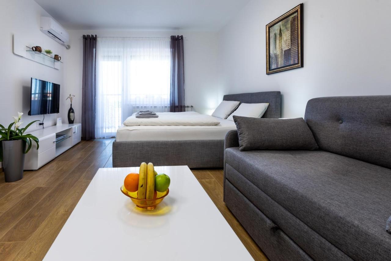 Mb Apartment Subotica Zewnętrze zdjęcie