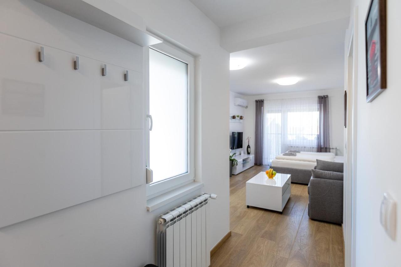 Mb Apartment Subotica Zewnętrze zdjęcie
